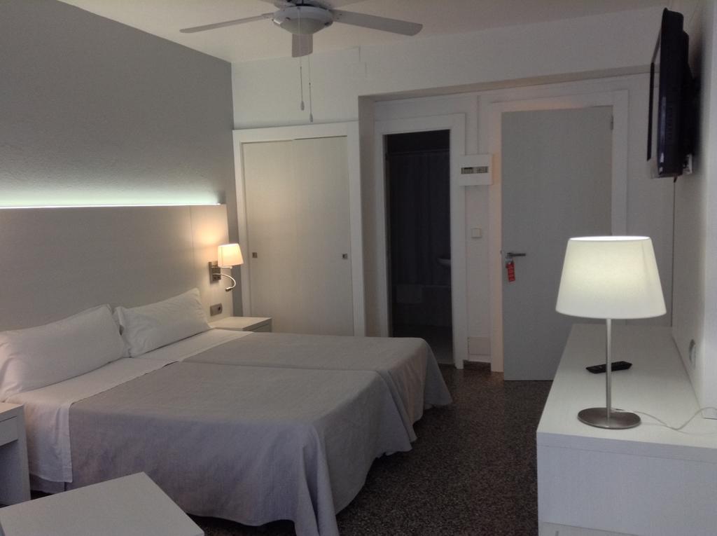 Hostal Pitiusa Ibiza Town Room photo